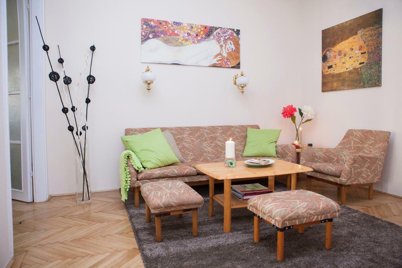 Synagogue View Apartment ブダペスト エクステリア 写真