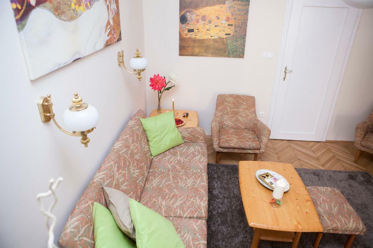 Synagogue View Apartment ブダペスト エクステリア 写真